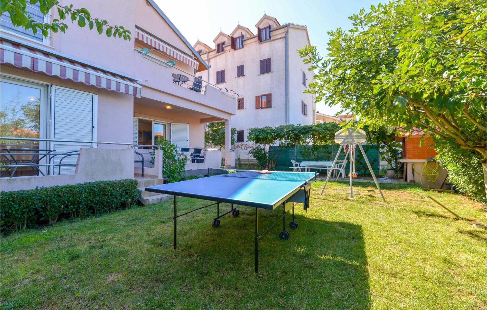 1 Bedroom Nice Apartment In Ζαντάρ Εξωτερικό φωτογραφία
